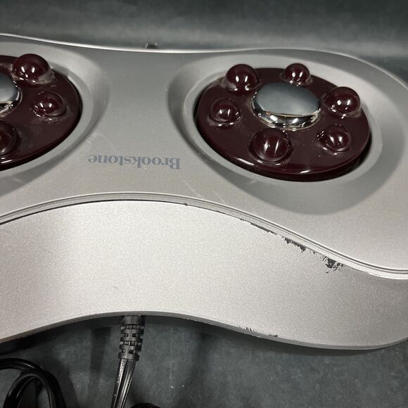 Health Touch Brookstone Shiatsu Foot Massager‎ With Heat B-FMS-110HJ & User Gui - Picture 7 of 8